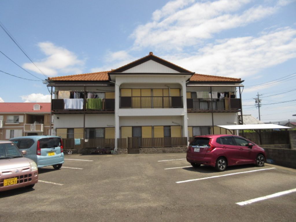 メゾン山中　202号室