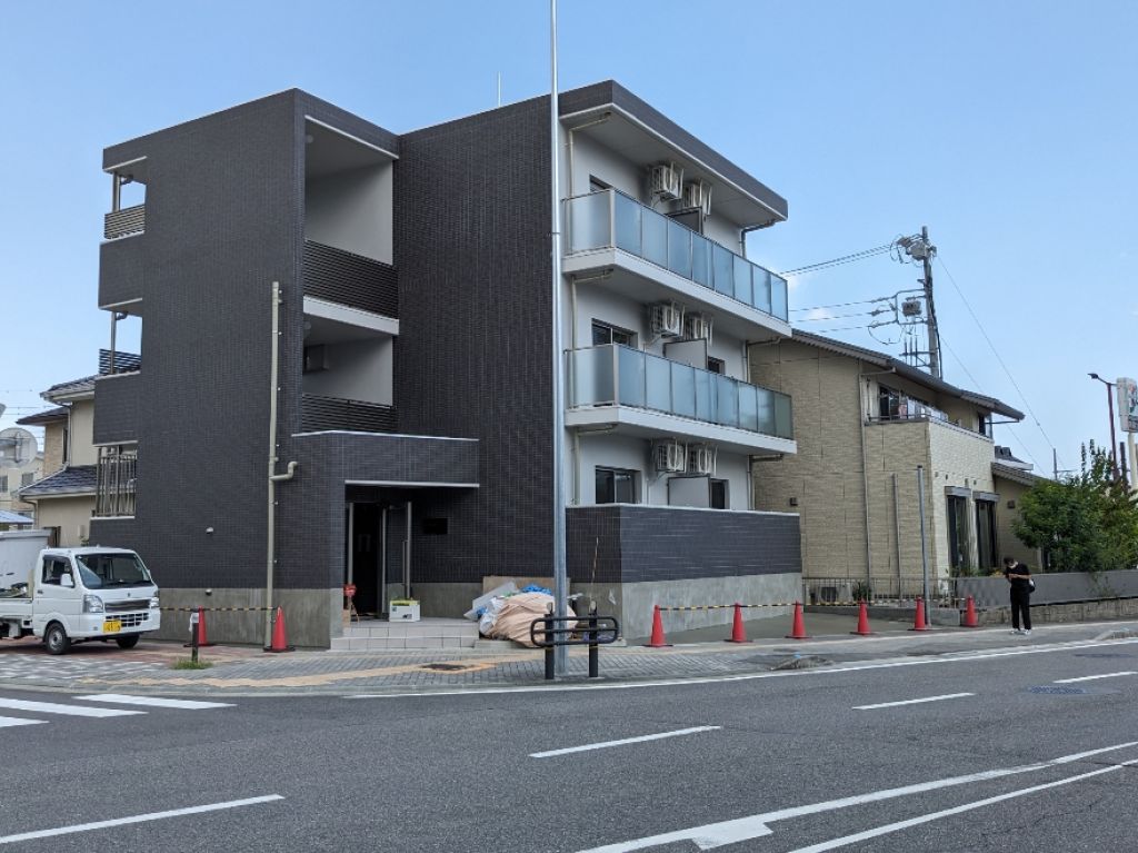 アーバンヒルズ津　102号室