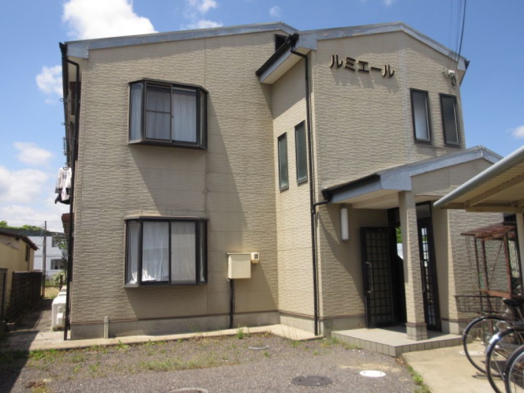ルミエール (２階　203号室）