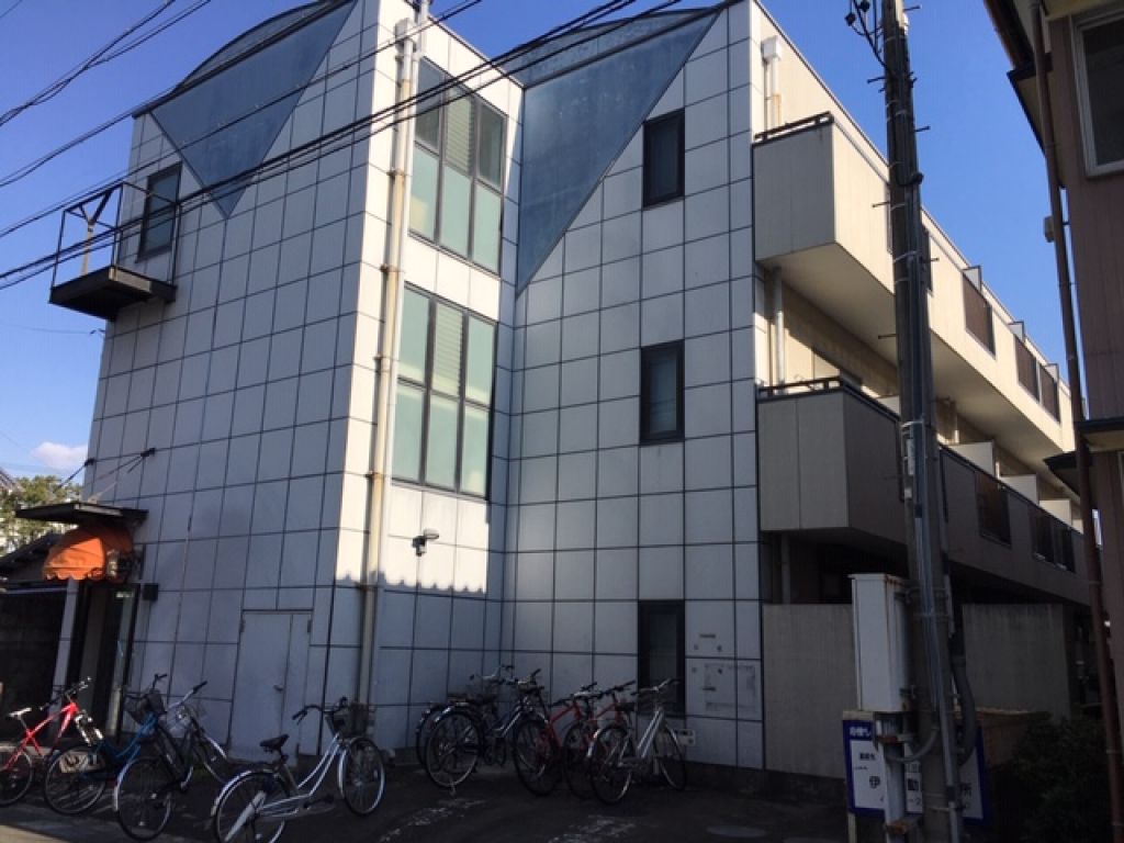 ハウスキャンファーツリー　（2階  2０２号室）