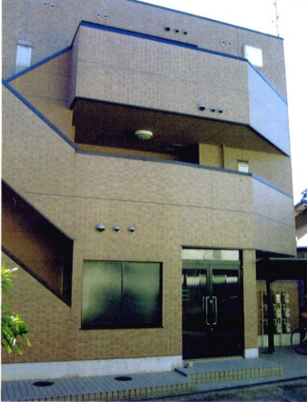 カレッジハウス８（102号室）